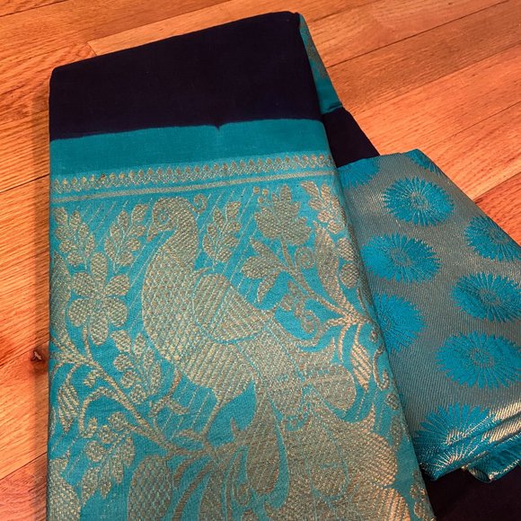 Madurai Sungudi Cotton Saree - Plain Body and Mayuri Pattu Big Border for Women - Picture 2 of 4